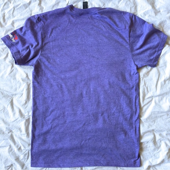 Brand New The Magic Mart Magic Johnson Capital One Small Purple Shirt Promo - Picture 2 of 9